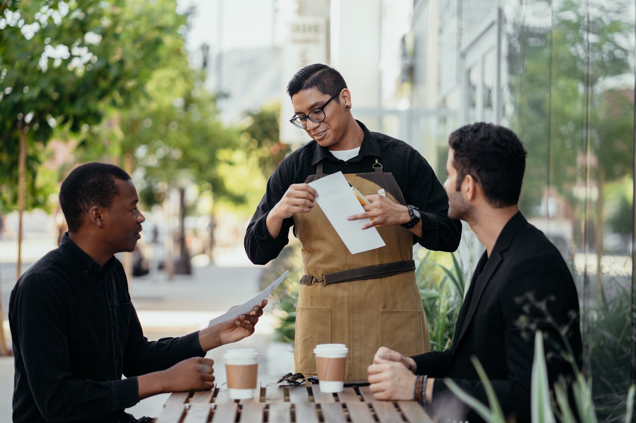 6 Best HotSchedules Alternatives for Restaurant Workforce Management: 2026