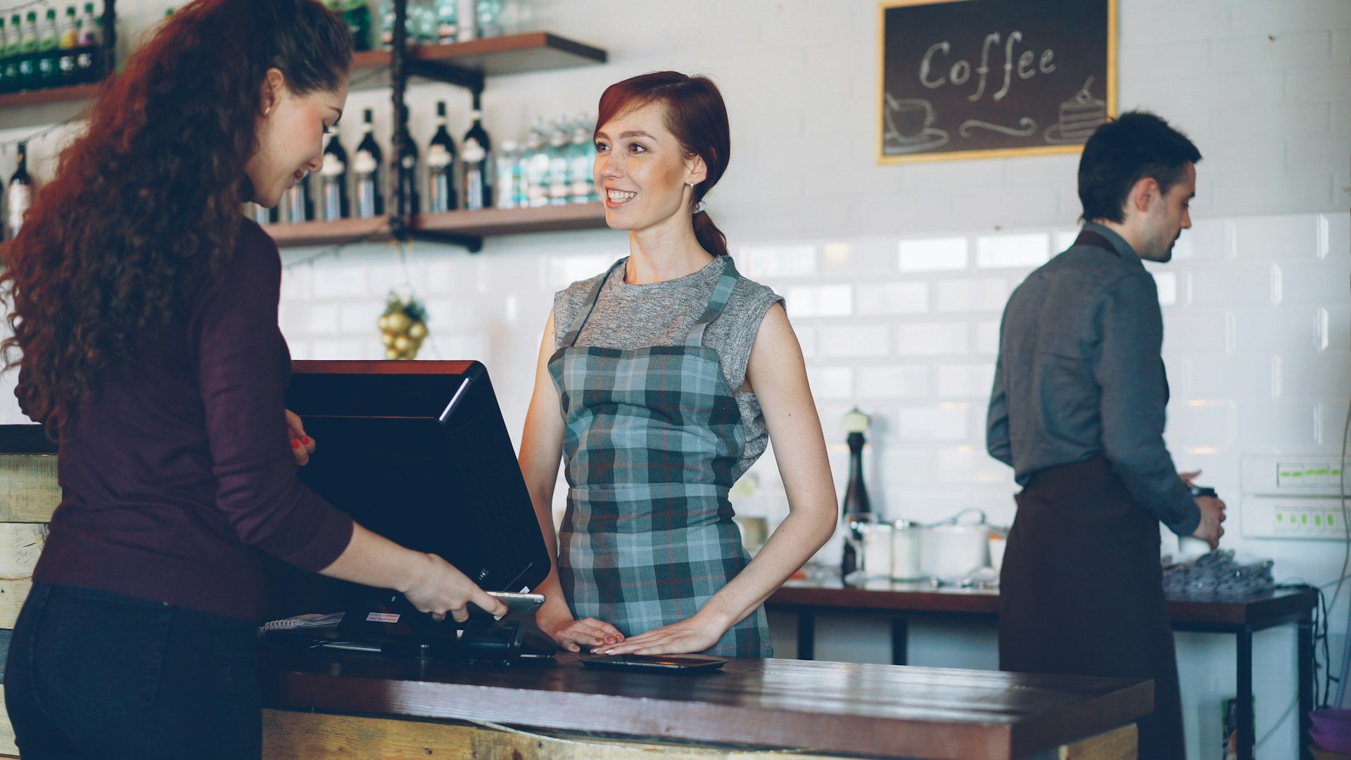 7 Best Paradox Alternatives for Restaurant and Hourly Hiring: 2026