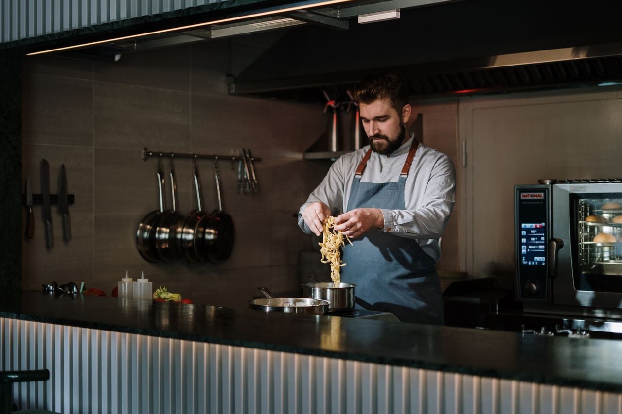Best Free and Low-Cost Job Posting Sites for Restaurant Jobs