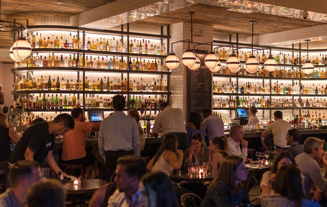 Best Hourly Hiring Software for Full-Service Restaurants