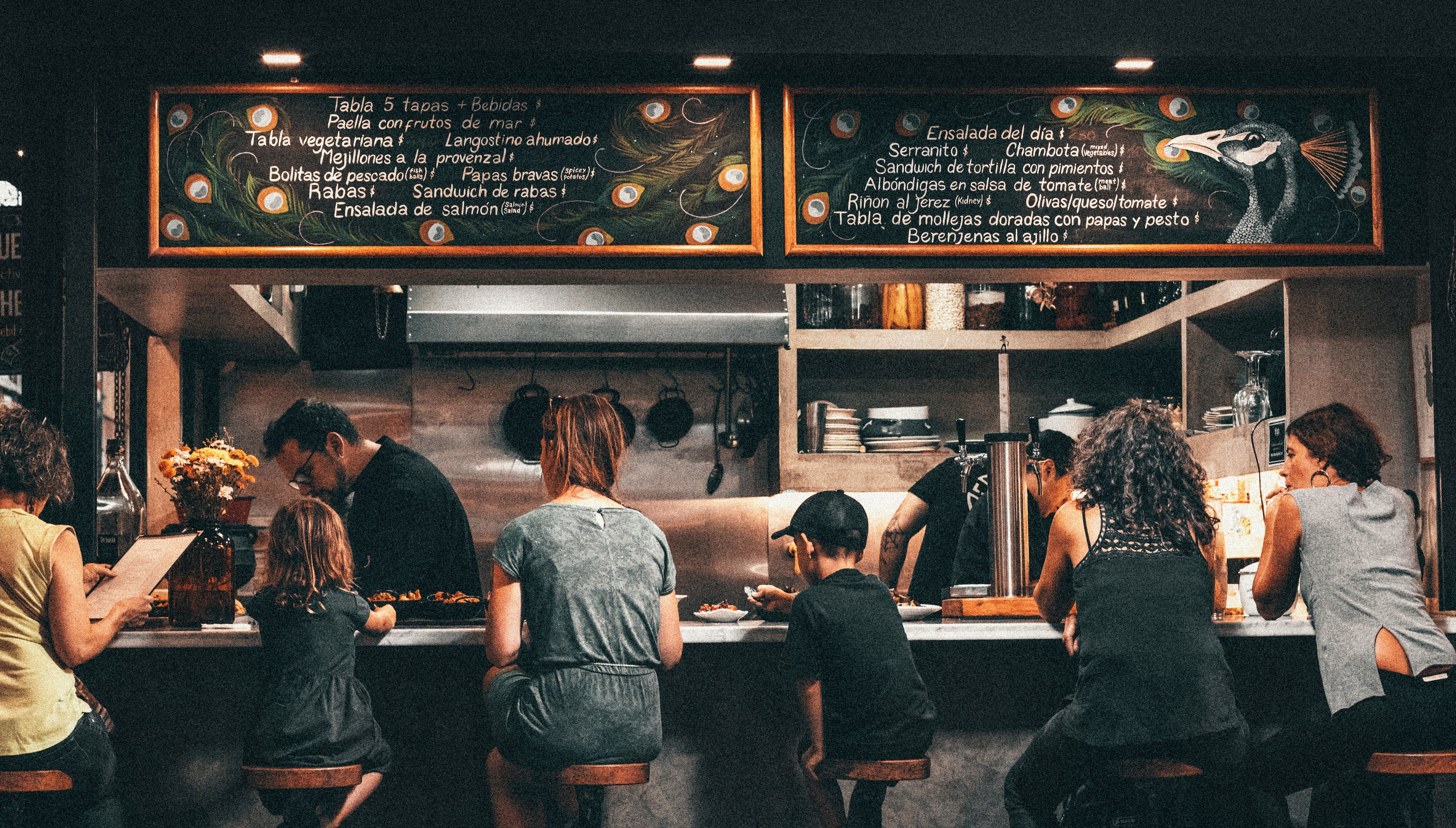6 Best Harri Alternatives for Restaurant Hiring, Payroll & HR: 2026